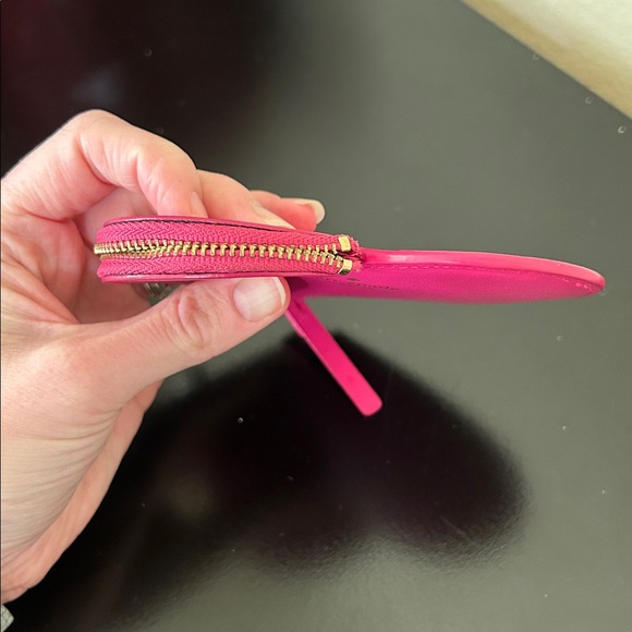 Kate Spade Change of Heart Fuchsia Heart Coin Pouch EUC WLRU2403 - Picture 7 of 17